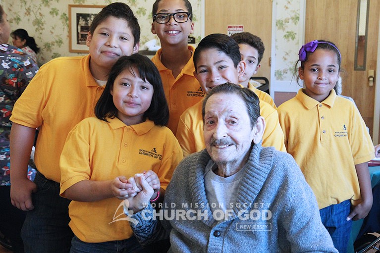Cheering Up Residents at Maywood Center for Health and Rehab Children